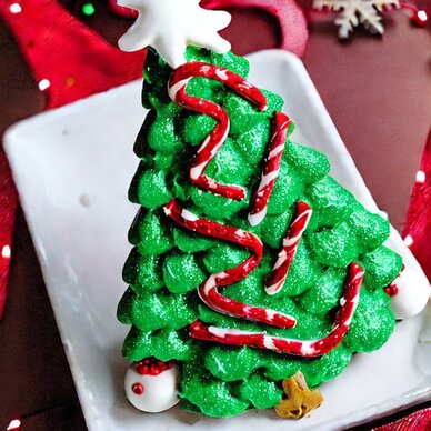 Christmas tree cake ice cream